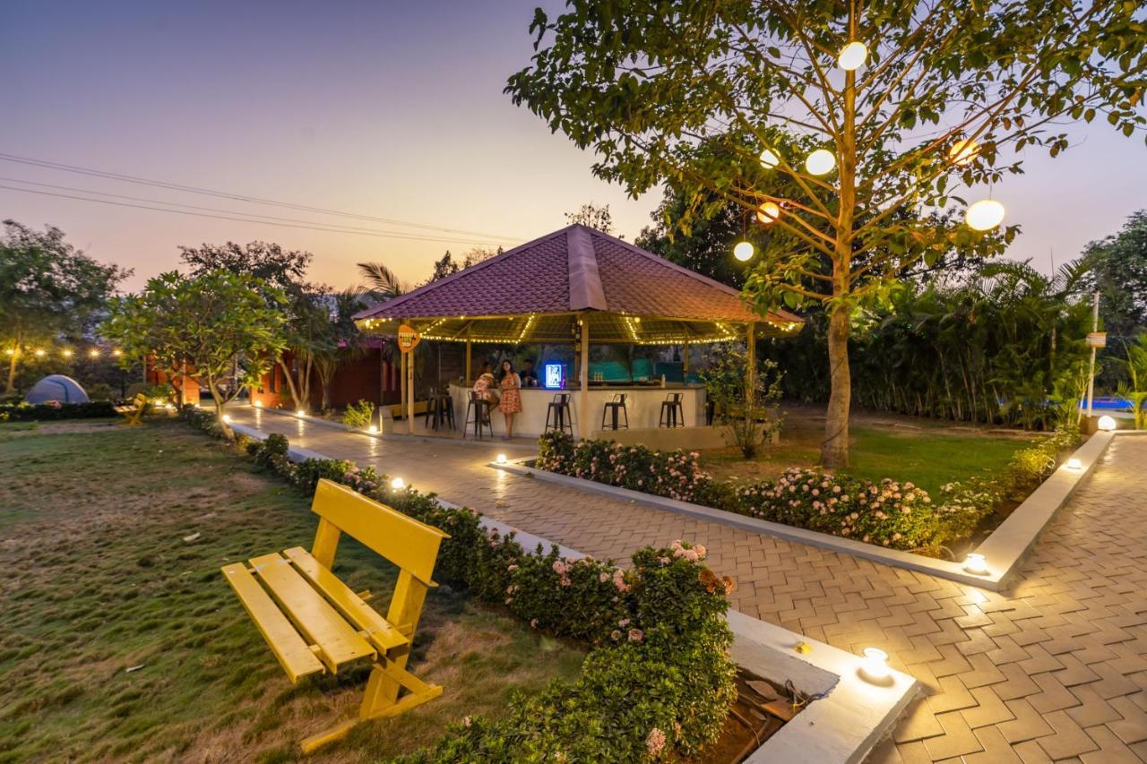 Zostel Kolad Hostel Exterior photo