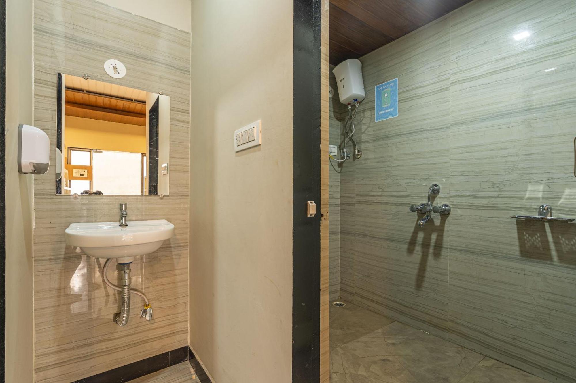 Zostel Kolad Hostel Room photo