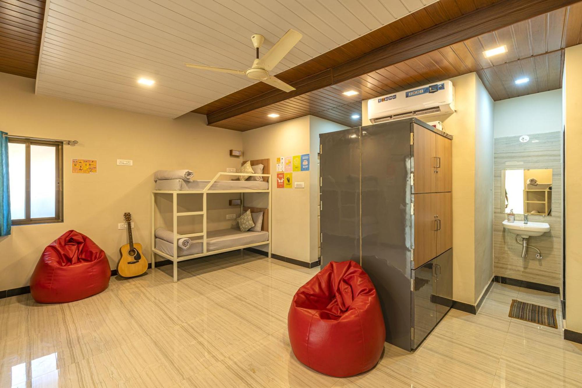 Zostel Kolad Hostel Room photo