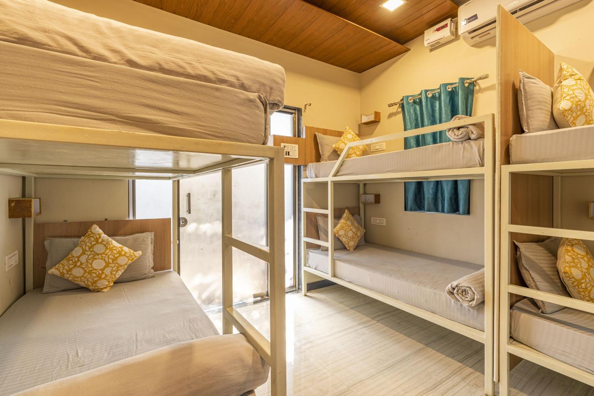 Zostel Kolad Hostel Room photo